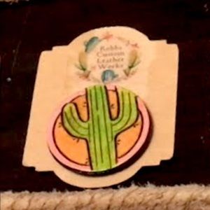 Hand-tooled Leather Phone Grip